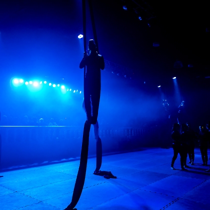 01.06.2025 - VIVA LAS VEGAS - APRESENTAÇÃO DO CURSO DE CIRCO EMPYREO-101