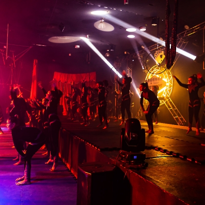 01.06.2025 - VIVA LAS VEGAS - APRESENTAÇÃO DO CURSO DE CIRCO EMPYREO-107