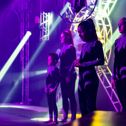 01.06.2025 - VIVA LAS VEGAS - APRESENTAÇÃO DO CURSO DE CIRCO EMPYREO-108