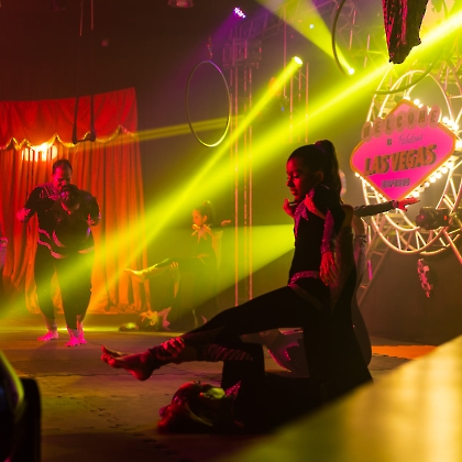 01.06.2025 - VIVA LAS VEGAS - APRESENTAÇÃO DO CURSO DE CIRCO EMPYREO-110