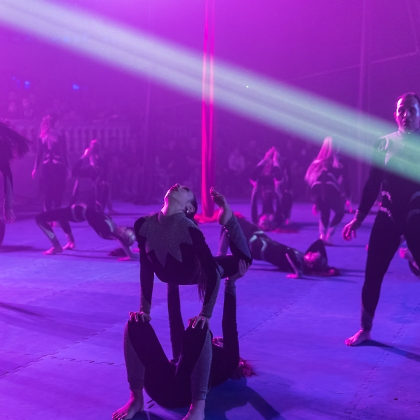 01.06.2025 - VIVA LAS VEGAS - APRESENTAÇÃO DO CURSO DE CIRCO EMPYREO-115