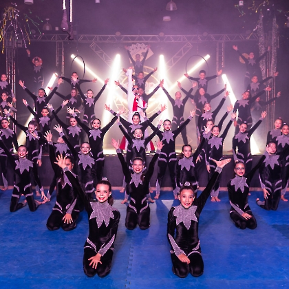 01.06.2025 - VIVA LAS VEGAS - APRESENTAÇÃO DO CURSO DE CIRCO EMPYREO-134