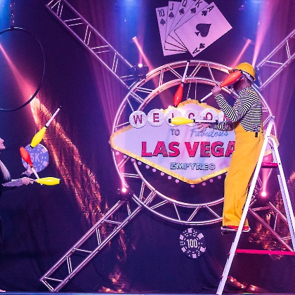 01.06.2025 - VIVA LAS VEGAS - APRESENTAÇÃO DO CURSO DE CIRCO EMPYREO-56