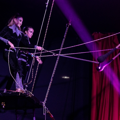 01.06.2025 - VIVA LAS VEGAS - APRESENTAÇÃO DO CURSO DE CIRCO EMPYREO-62