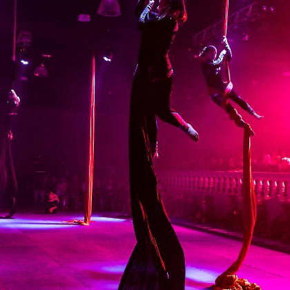 01.06.2025 - VIVA LAS VEGAS - APRESENTAÇÃO DO CURSO DE CIRCO EMPYREO-71