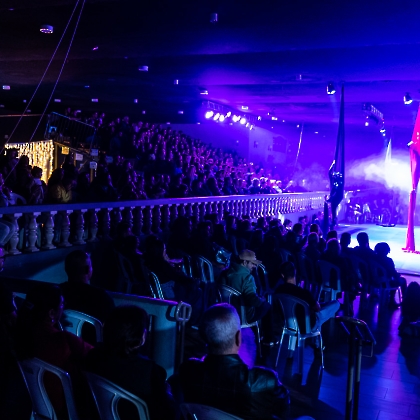 01.06.2025 - VIVA LAS VEGAS - APRESENTAÇÃO DO CURSO DE CIRCO EMPYREO-75