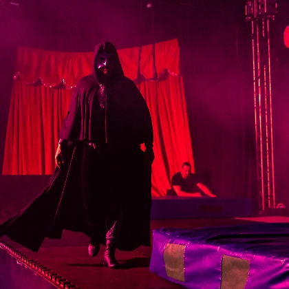 01.06.2025 - VIVA LAS VEGAS - APRESENTAÇÃO DO CURSO DE CIRCO EMPYREO-91