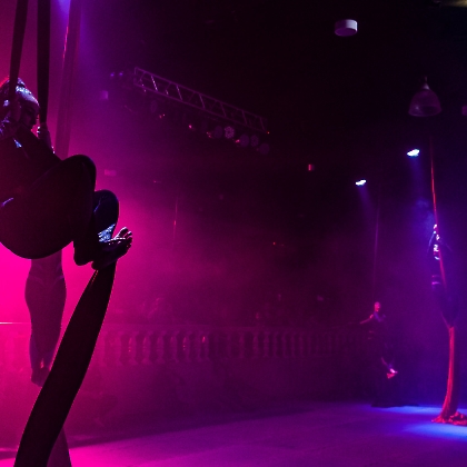 01.06.2025 - VIVA LAS VEGAS - APRESENTAÇÃO DO CURSO DE CIRCO EMPYREO-94