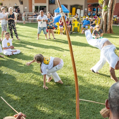 26.11.2022 - APRESENTAÇÃO DE CAPOEIRA E TROCA DE CORDAS DOS ALUNOS DO C.C.E-42