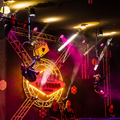 30.05.2025 - VIVA LAS VEGAS - APRESENTAÇÃO DO CURSO DE CIRCO EMPYREO