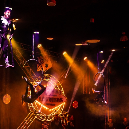 30.05.2025 - VIVA LAS VEGAS - APRESENTAÇÃO DO CURSO DE CIRCO EMPYREO-116