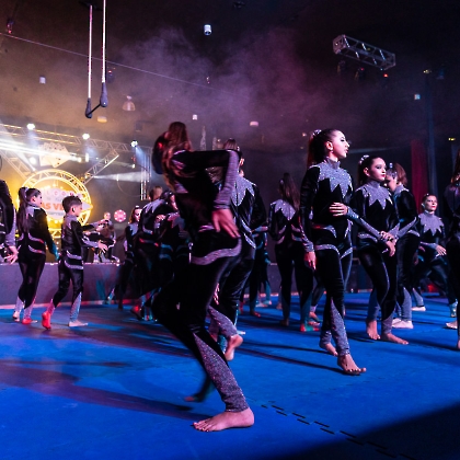 30.05.2025 - VIVA LAS VEGAS - APRESENTAÇÃO DO CURSO DE CIRCO EMPYREO-157