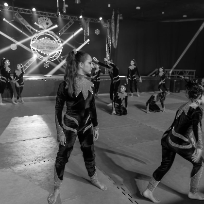 30.05.2025 - VIVA LAS VEGAS - APRESENTAÇÃO DO CURSO DE CIRCO EMPYREO-167