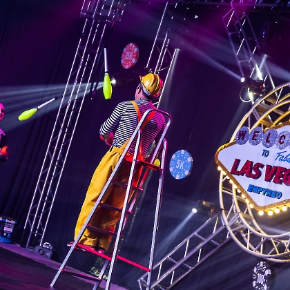 30.05.2025 - VIVA LAS VEGAS - APRESENTAÇÃO DO CURSO DE CIRCO EMPYREO-74