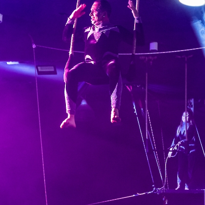 30.05.2025 - VIVA LAS VEGAS - APRESENTAÇÃO DO CURSO DE CIRCO EMPYREO-81