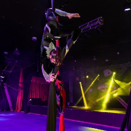 30.05.2025 - VIVA LAS VEGAS - APRESENTAÇÃO DO CURSO DE CIRCO EMPYREO-87