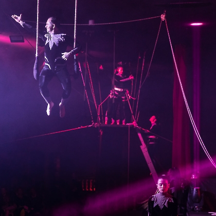 31.05.2025 - VIVA LAS VEGAS - APRESENTAÇÃO DO CURSO DE CIRCO EMPYREO-104