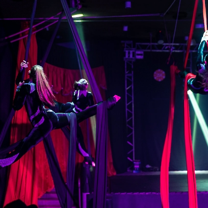 31.05.2025 - VIVA LAS VEGAS - APRESENTAÇÃO DO CURSO DE CIRCO EMPYREO-116