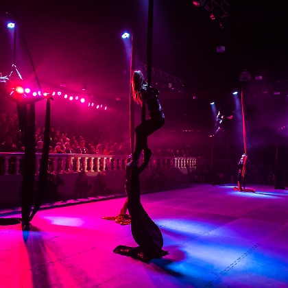 31.05.2025 - VIVA LAS VEGAS - APRESENTAÇÃO DO CURSO DE CIRCO EMPYREO-151