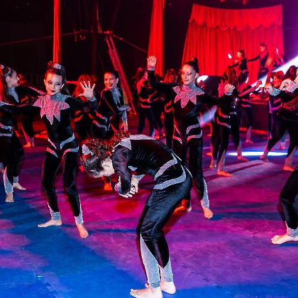 31.05.2025 - VIVA LAS VEGAS - APRESENTAÇÃO DO CURSO DE CIRCO EMPYREO-162