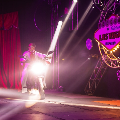 31.05.2025 - VIVA LAS VEGAS - APRESENTAÇÃO DO CURSO DE CIRCO EMPYREO-172