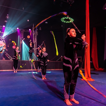 31.05.2025 - VIVA LAS VEGAS - APRESENTAÇÃO DO CURSO DE CIRCO EMPYREO-96