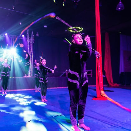 31.05.2025 - VIVA LAS VEGAS - APRESENTAÇÃO DO CURSO DE CIRCO EMPYREO-98