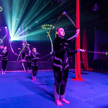 31.05.2025 - VIVA LAS VEGAS - APRESENTAÇÃO DO CURSO DE CIRCO EMPYREO-99